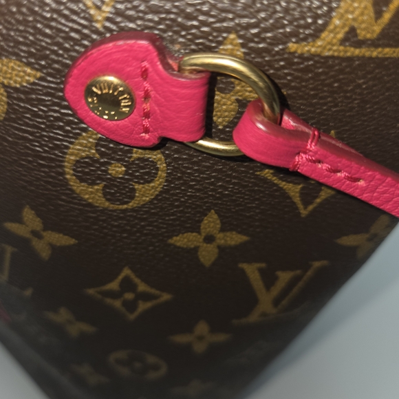 Louis Vuitton Brown and Pink Monogram Tote Bag - Picture 4 of 10
